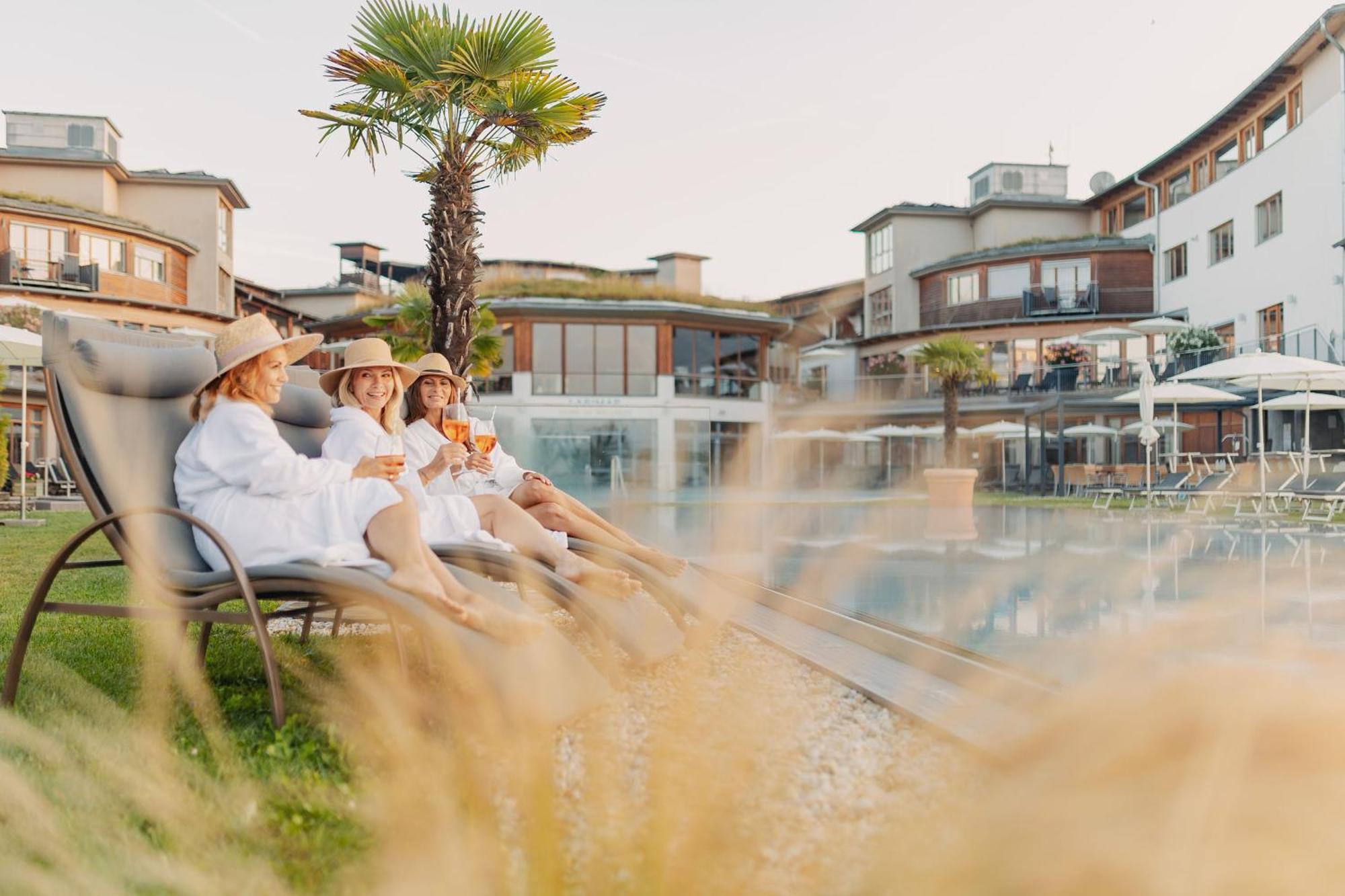 Hotel & Spa Larimar Щегерсбах Екстериор снимка